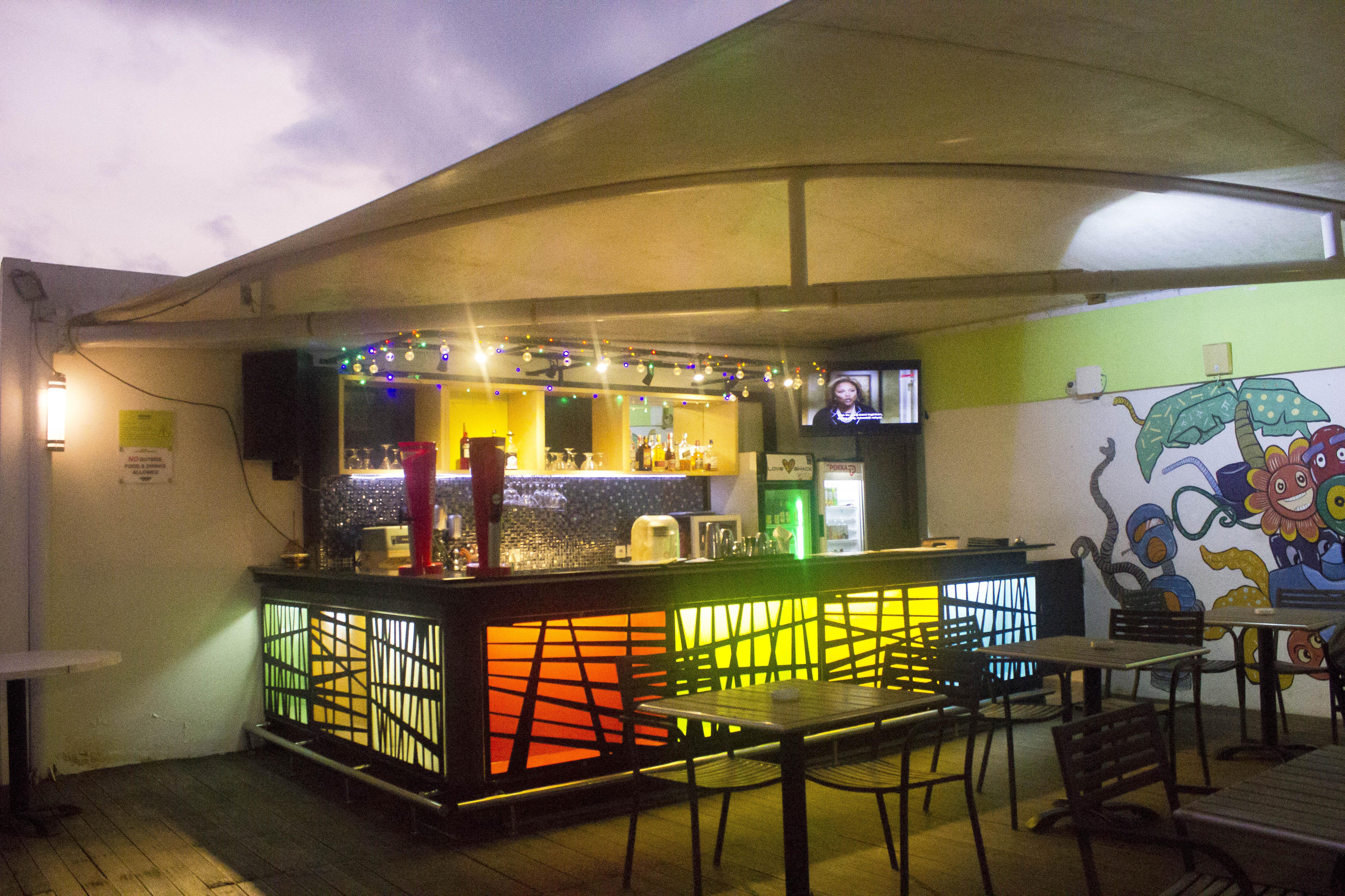 Maxonehotels At Bukit Jimbaran Экстерьер фото